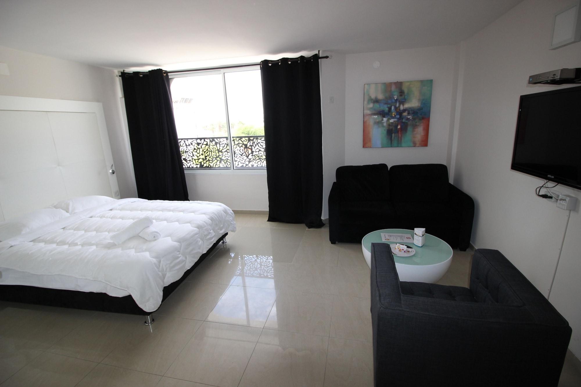 Rich Royal Suites Eilat Exterior photo