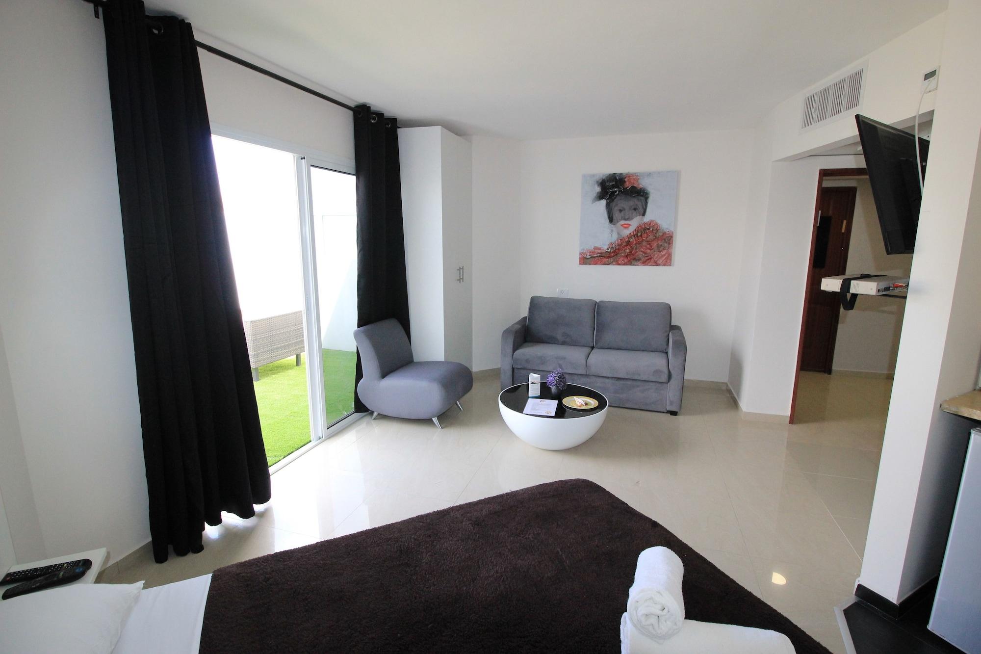 Rich Royal Suites Eilat Exterior photo