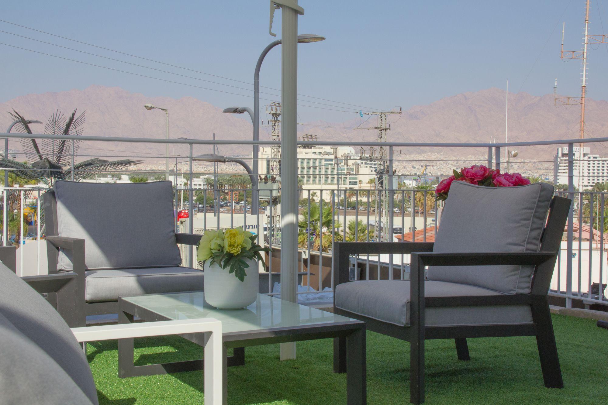 Rich Royal Suites Eilat Exterior photo